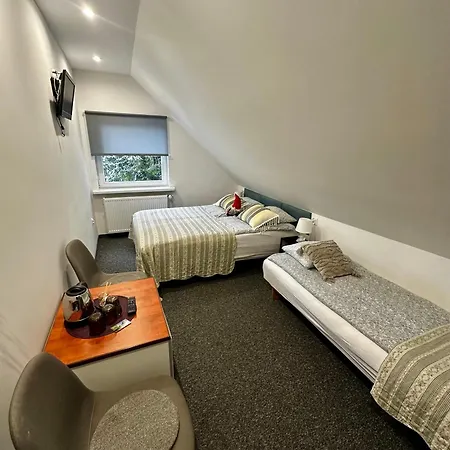 Jawor فندق مبيت وإفطار 3*
